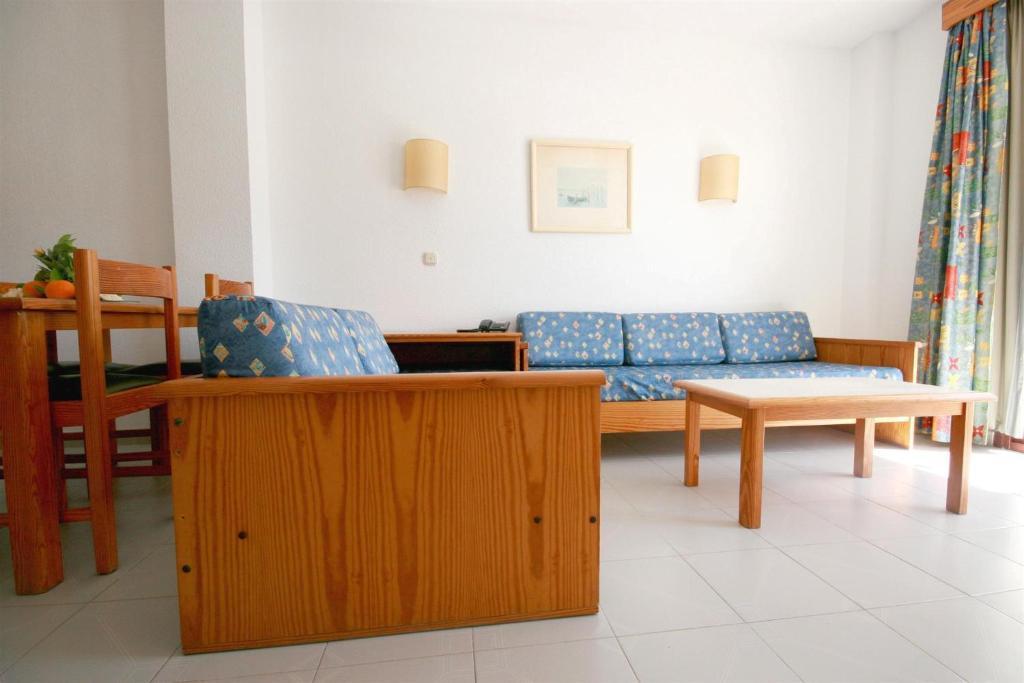 El Apartment